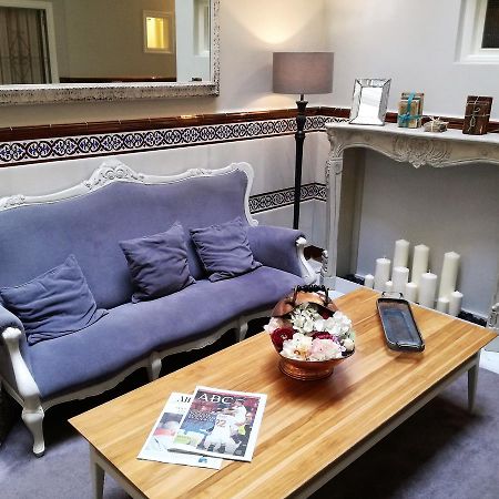 Hotel Le Petit Paris Sewilla Zewnętrze zdjęcie